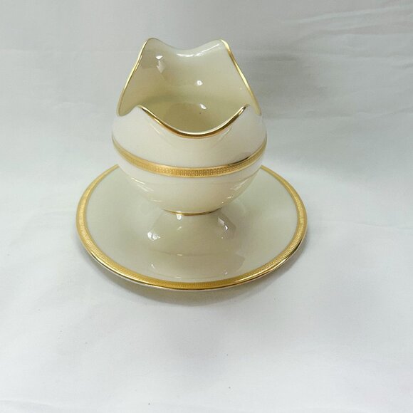 Lenox Tuxedo J-33 Gravy Boat with Attached Saucer, Vintage - Picture 4 of 9